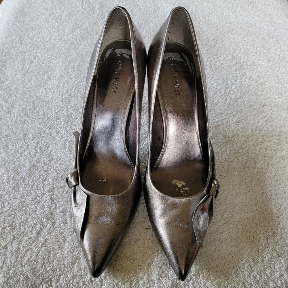 Nine West Stunning Silver Sparkle Heels with bows